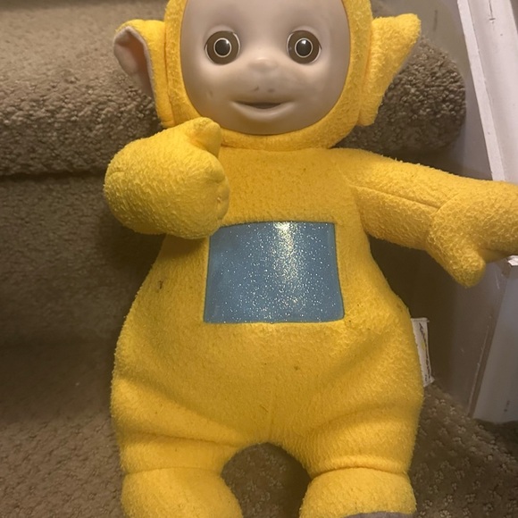 LaaLaa vintage Teletubbie Plush Toy. 
Teletubbies Yellow Plush Toy - Picture 2 of 3